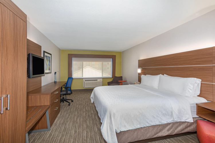 Holiday Inn Express & Suites Phoenix Tempe - University