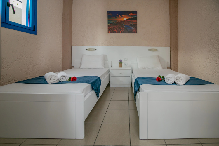 Mareva Apartments