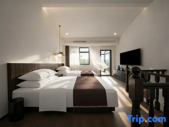 Double Duplex Apartment with mountain view