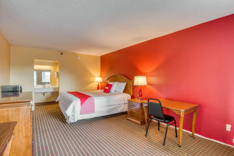 OYO Hotel Jackson Fairgrounds I-55