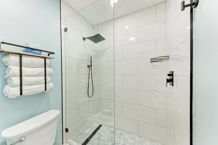 Anna Maria Island Beach Sands 202-private Beach Access-heated Pool