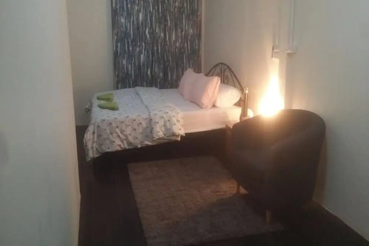 First Inn On Nut - Hostel