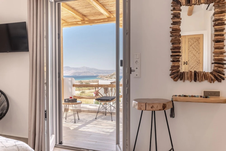 Naxos Contelibro