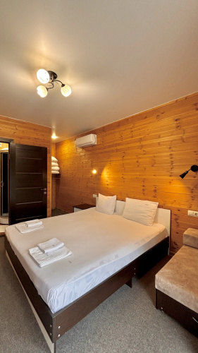 Eco Lion Hotel