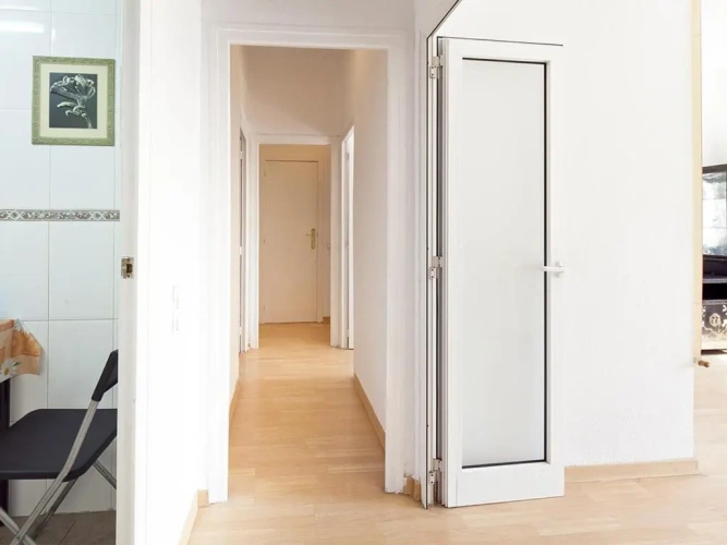 3 Bedrooms Apartment