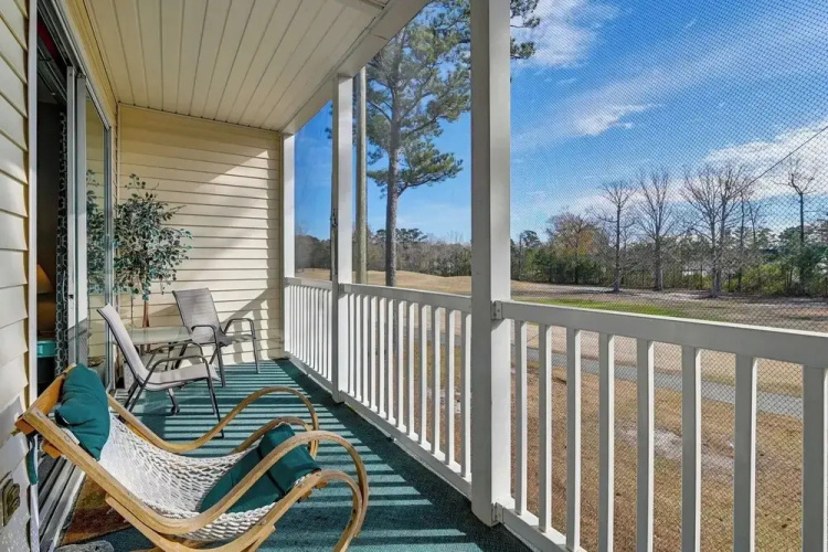 River Oaks 51-E Apartment
