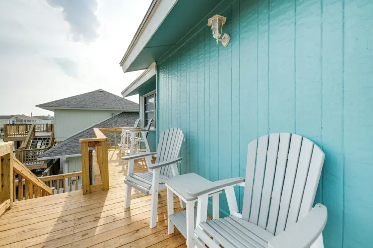Private Dock: Charming & Spacious Rockport Abode!