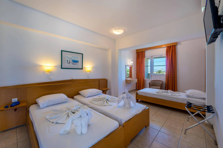 ILIOS APARTHOTEL(Tigaki)
