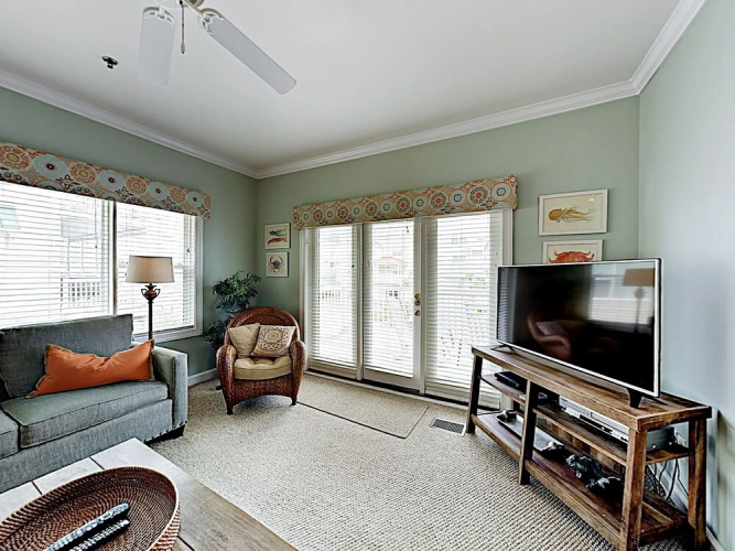 3 Ocean Isle Beach - 4 Br Condo