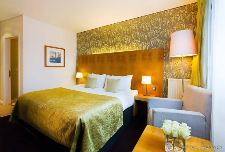 Four Points by Sheraton Edinburgh
