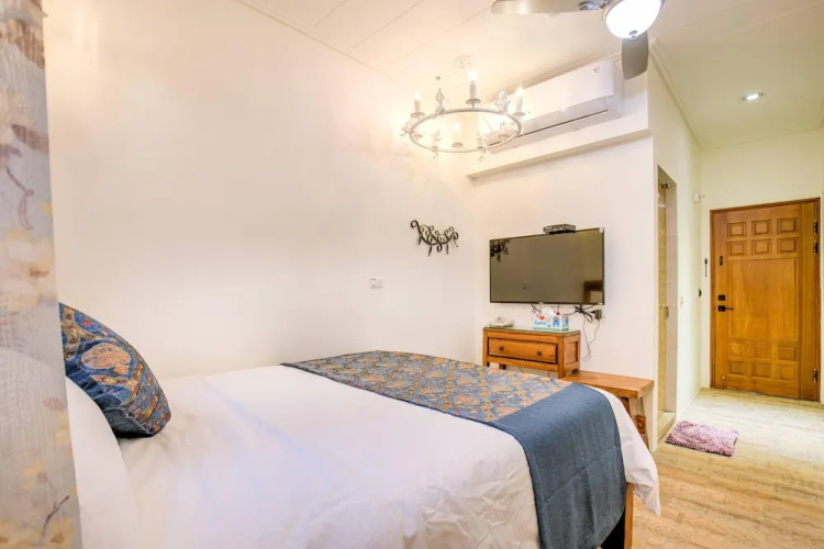 Dory Hostel