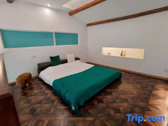 1 Bedroom Suite with river view