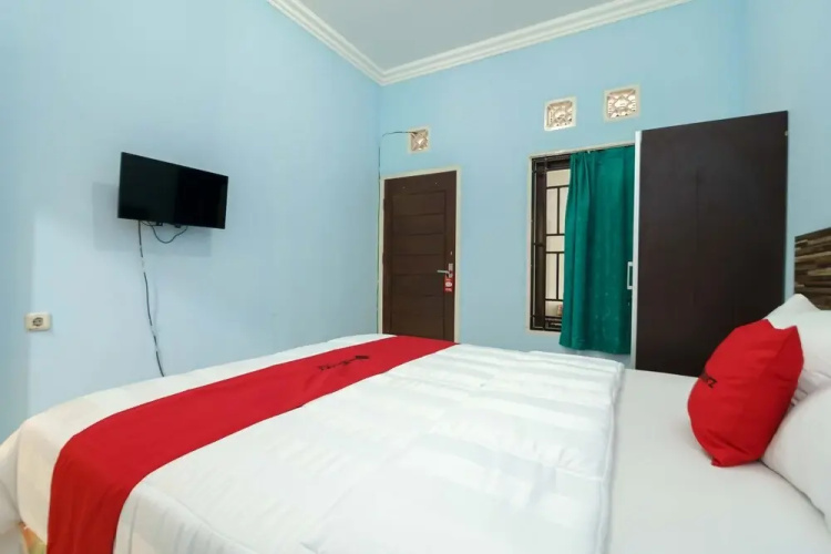 Wisma Dame by RedDoorz