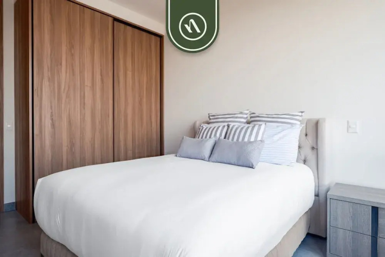 Luxury 2 BR Condo in Reforma - Skyline View - Pool