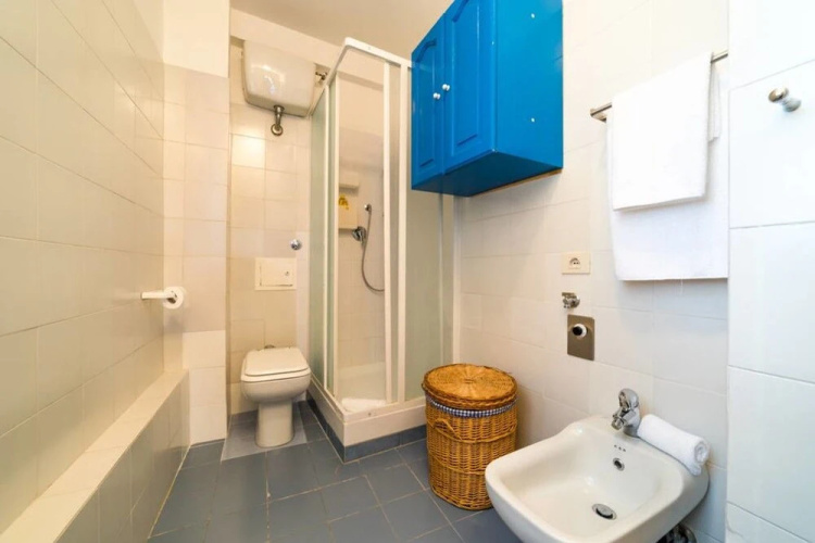 Sunny Flat With a Large Terrace Close to Vatican, Serviced by Hostmake