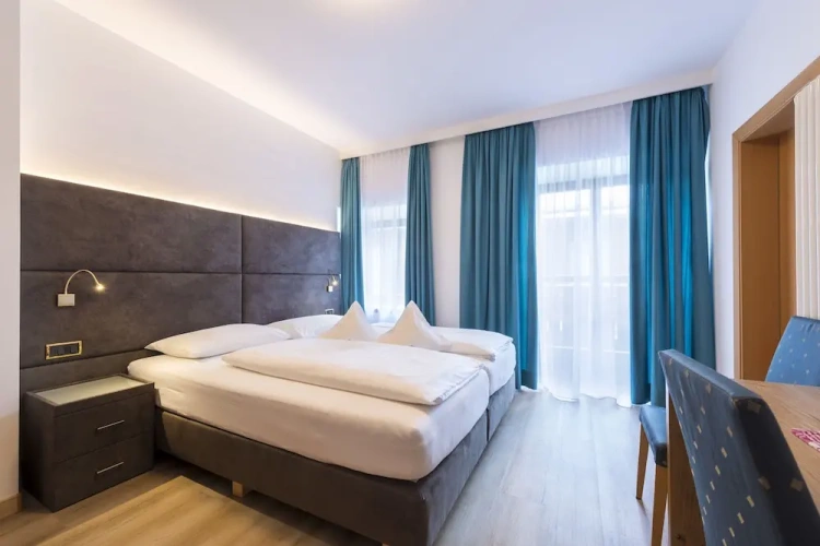 Standard Double room with balcony
