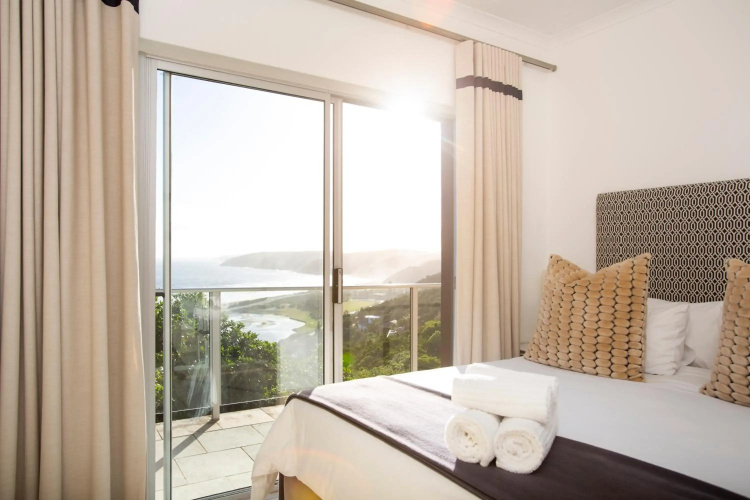 Infinity Blue Luxury Accommodation