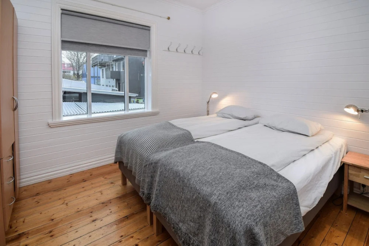 Apartment B29
