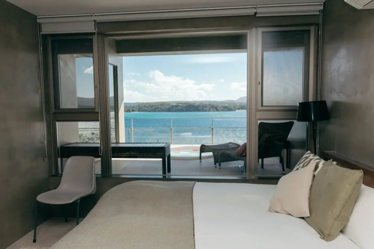 KOURI VILLA Indigo