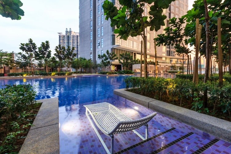 1 Bedroom Business Double Apartment