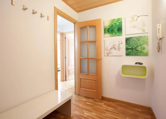 2 Bedrooms Apartment