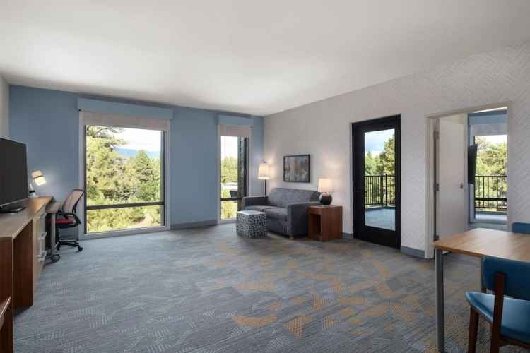 Double Suite with mountain view