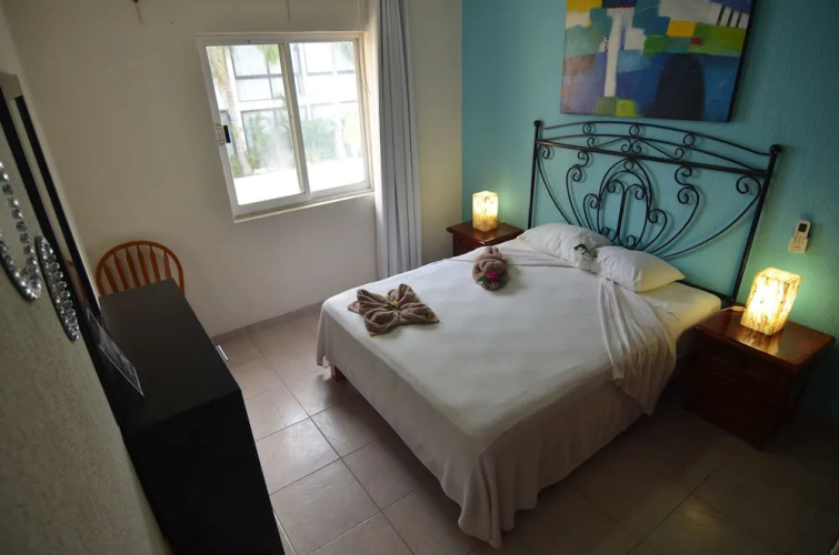 2BR Condo ground level Rinconada Del Sol