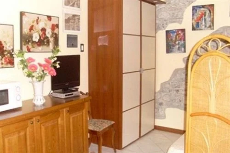 Anninas House