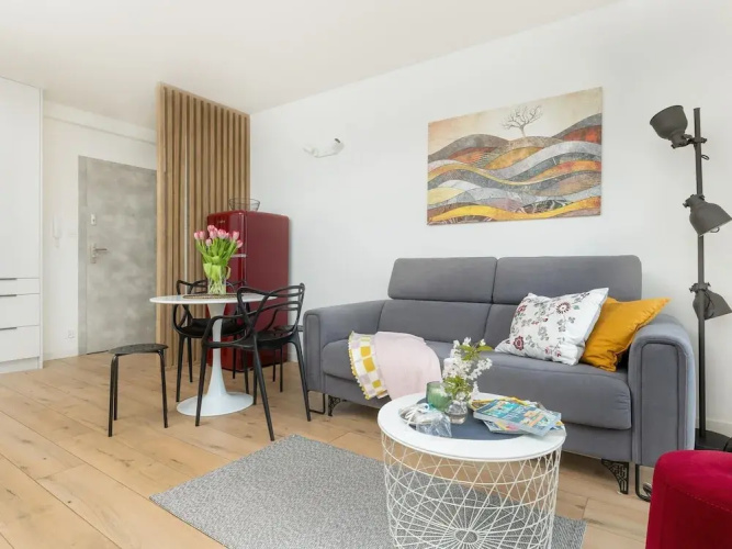 Comfortable Apartment, Pool, Close to the Beach