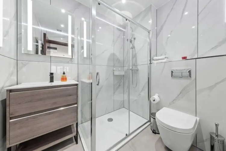 Serviced Studio Flat Near Camden Euston Station