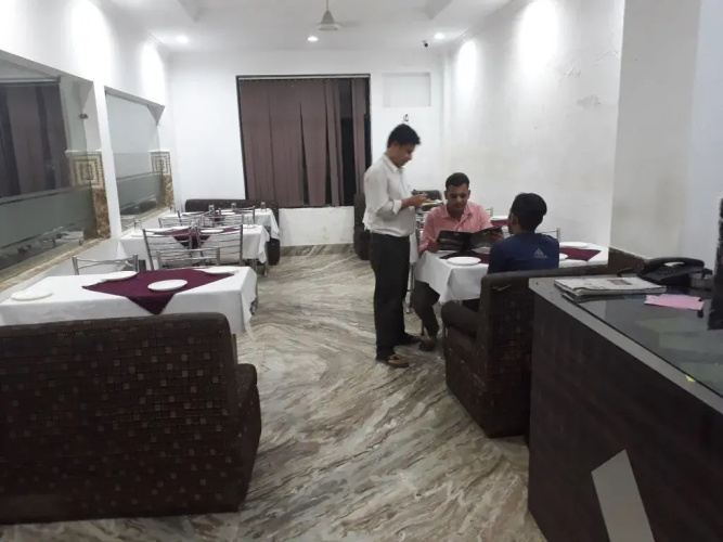 Hotel Vivek Inn by Mtmc Rooms