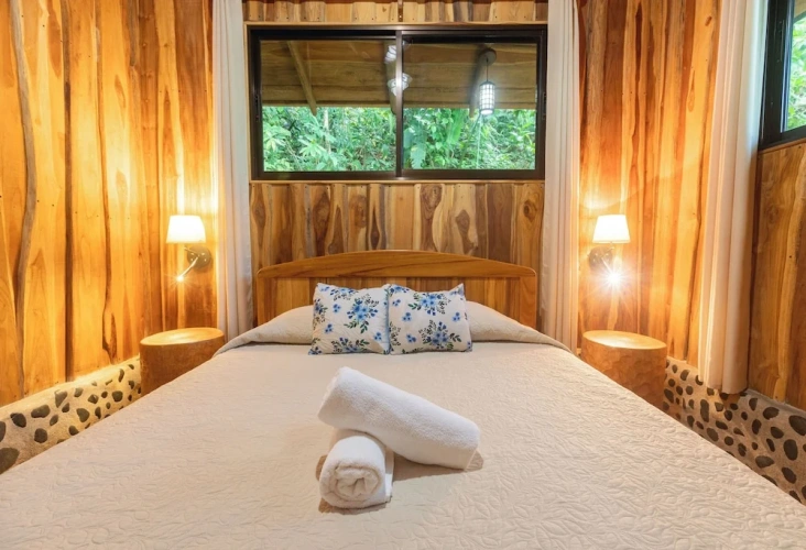 Deluxe room with balcony and with ocean view