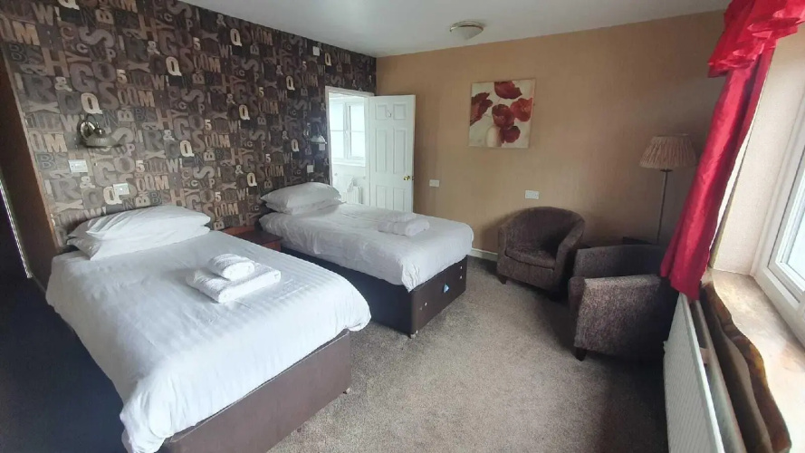 Dartmoor Lodge