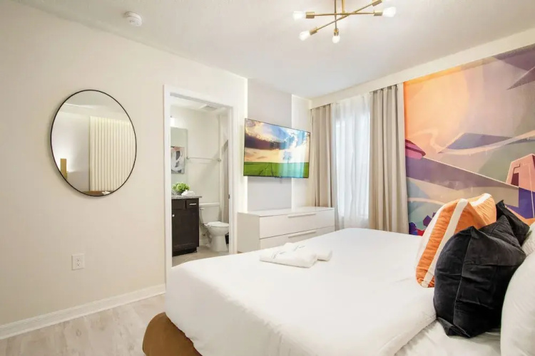 15993CCL Windsor Cay Resort