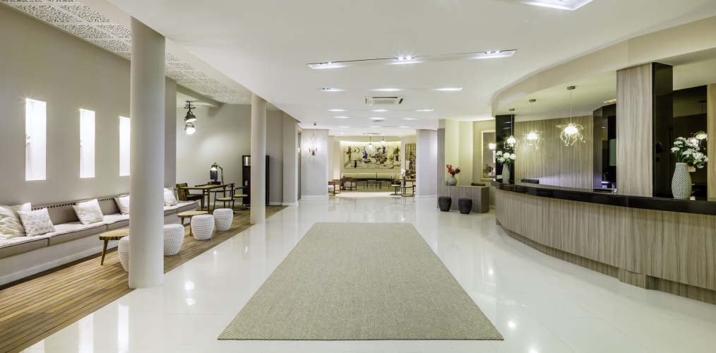 H10 White Suites - Adults Only photo 13