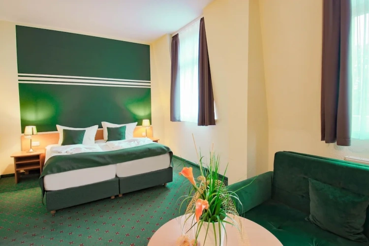 Standard Double room with garden view