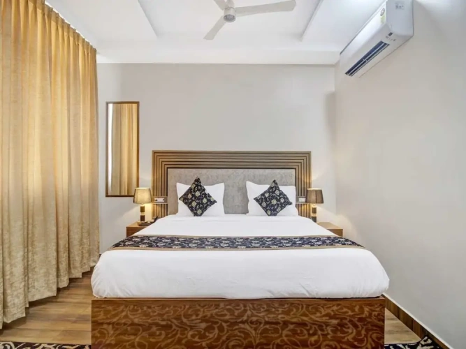 Superior room