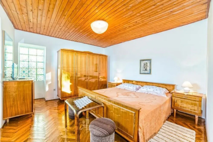 Apartments Matak 1003