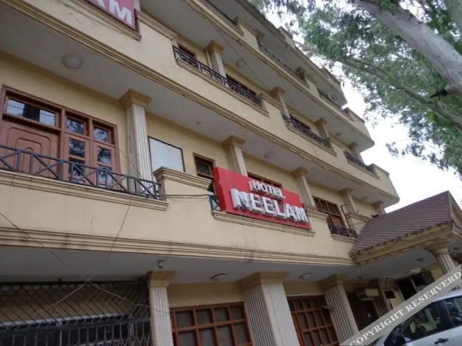 Neelam Hotel