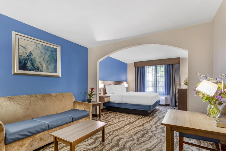 Double Suite