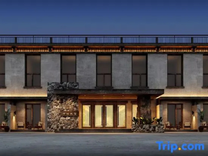 Mid-levels Hot Spring Home