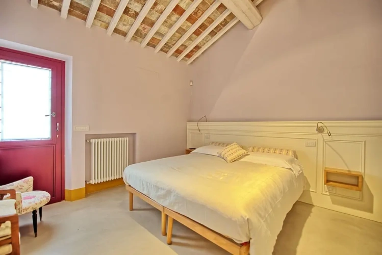 6 Bedrooms Cottage