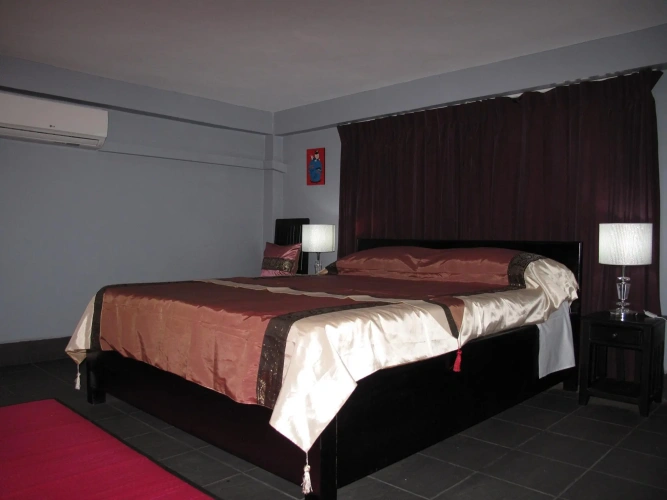 Deluxe Suite