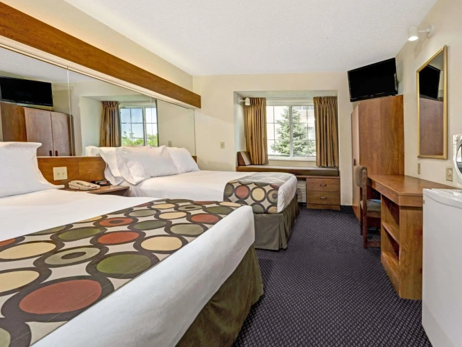 1 Bedroom Deluxe Double Suite