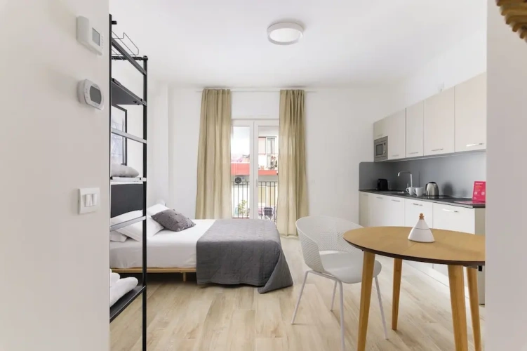 1 Bedroom Economy Studio