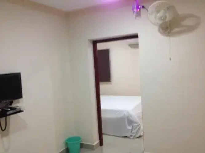 M J Guest House