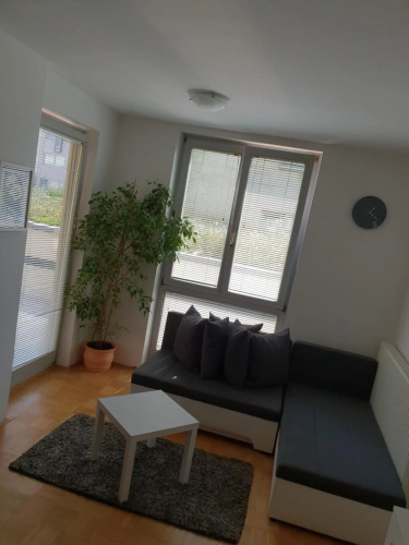 Victoria Apartment