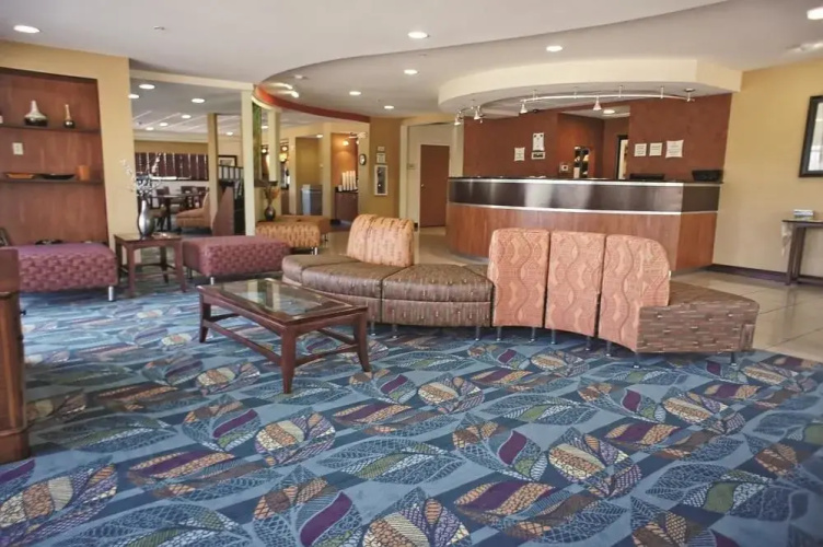 Comfort Suites