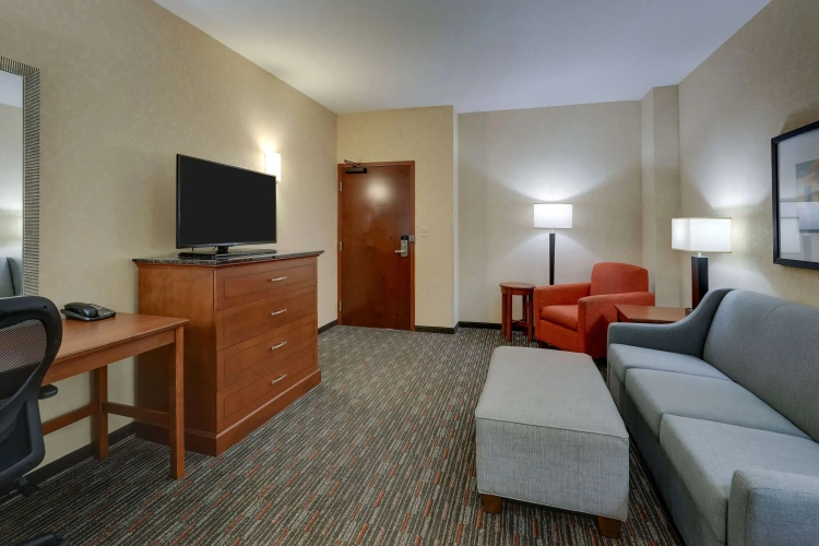 2 Bedrooms Quadruple Suite