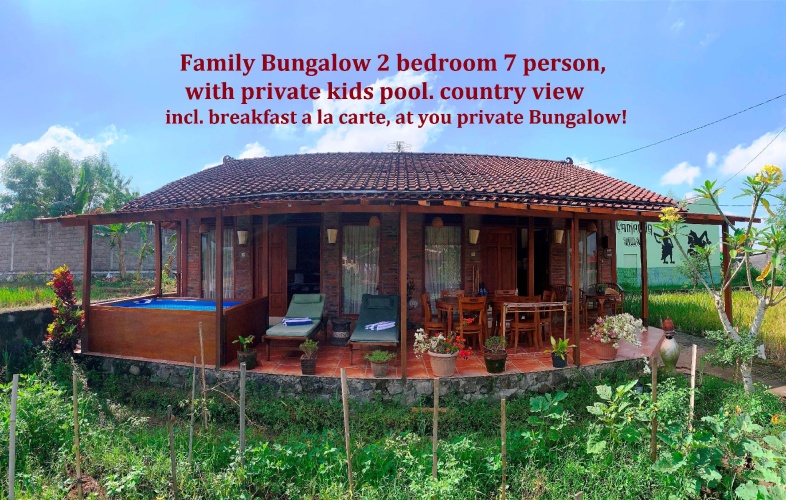 2 Bedrooms Family Basement Bungalow with garden view